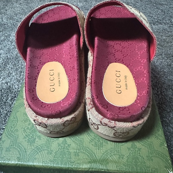 Authentic Double Gucci platform slides!!! - Picture 5 of 6